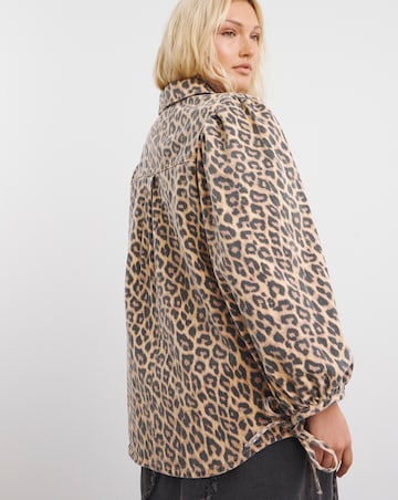 Leopard Blouson Sleeve Denim Shacket