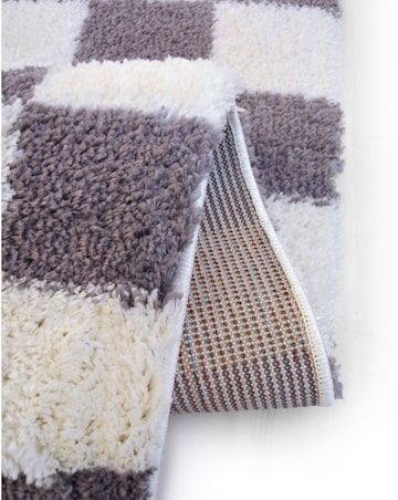 Snug Check Rug