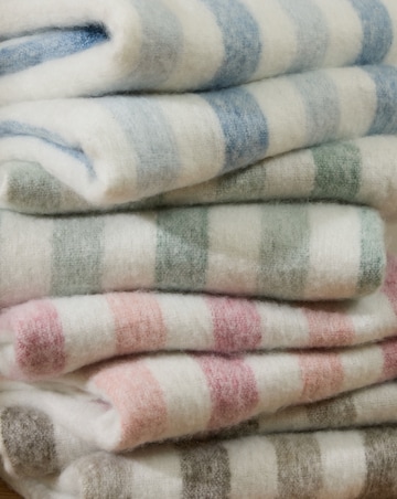 Wylder Beechwood Throw 140x180cm