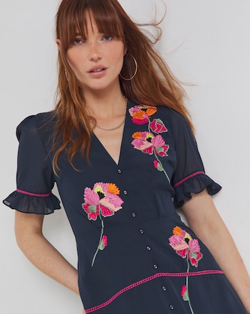 Hope & Ivy Niamh Embroidered Frill Sleeve Button Front Midi Dress