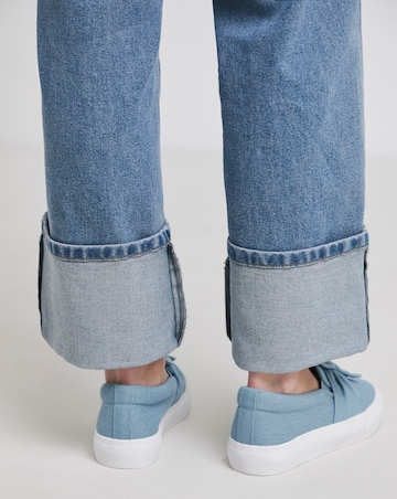 Zen Slip On Trainer With Twist Detail - Wide Fit (E)
