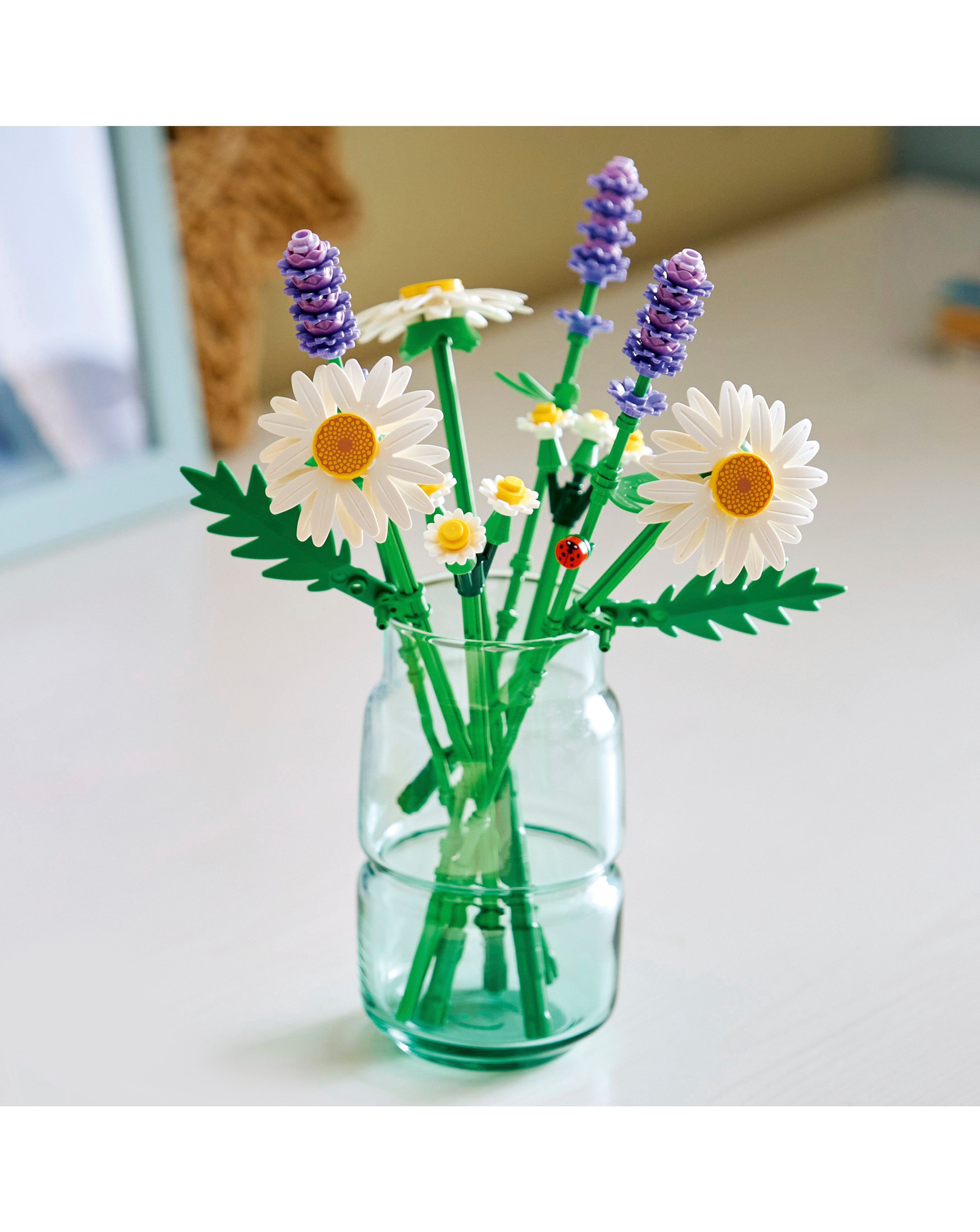 LEGO Botanicals Daisies 11508 | Ambrose Wilson