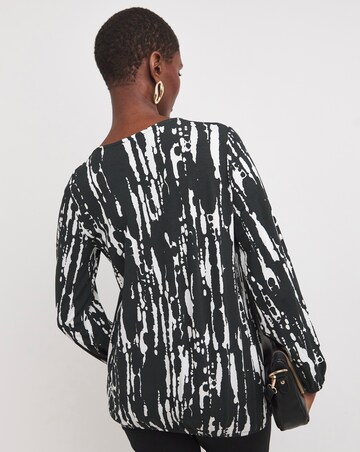 Mono Print Wrap Bubble Hem Long Seeve Top