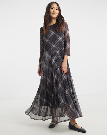 Mesh Pleated Ballet Slash Neck Dress