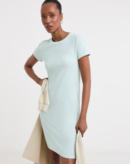 PUMA Essentials No.1 Logo Slim Dress
