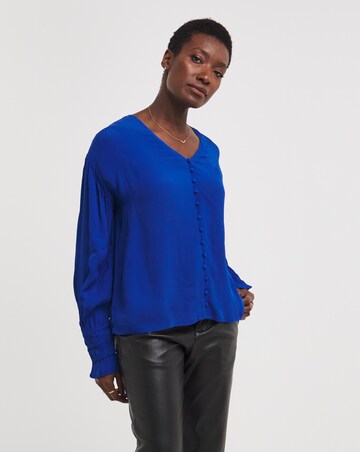 Dipped Back Long Sleeved Blouse