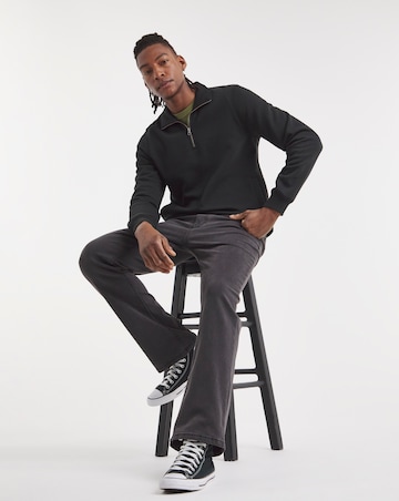 Blackwash Bootcut Fit Stretch Jeans