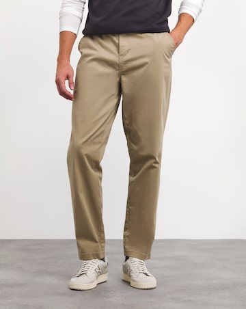 Loose Fit Chino