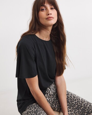 Angel Sleeve Longline Top