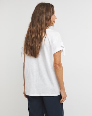 Crew Neck D Ring T-Shirt