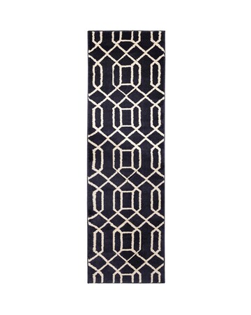 Newport Lattice Geometric Runner
