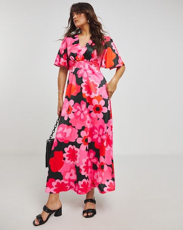 Twisted Wunder Grace Flower Maxi Dress