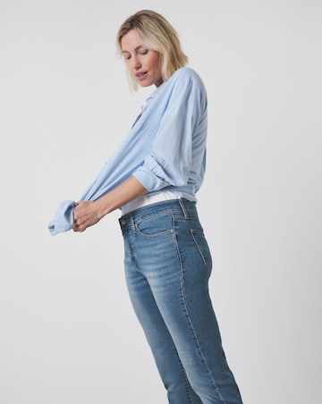 Levi's 314 Shaping Straight Jeans