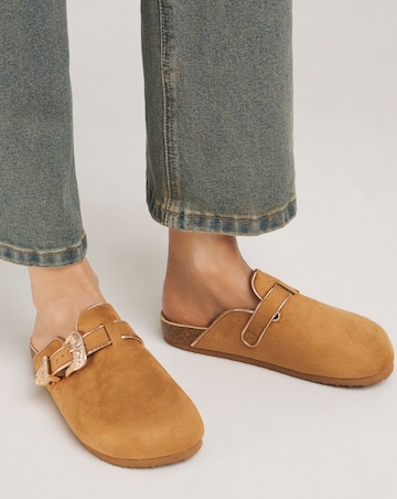 Ellie Footbed Closed Toe Mule Shoe Extra Wide EEE Fit