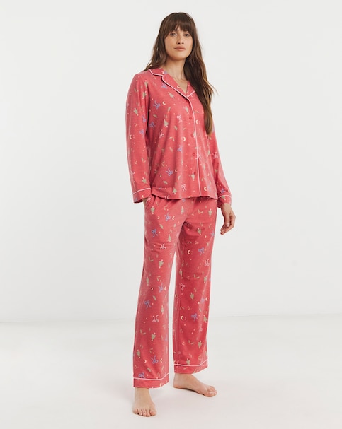 Pretty Lounge Vintage Christmas Print Revere Pyjama Set