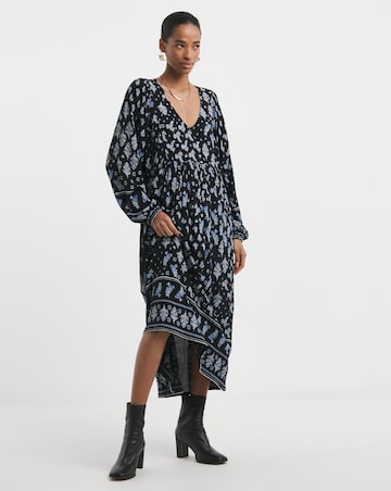 Border Print Batwing Maxi Dress