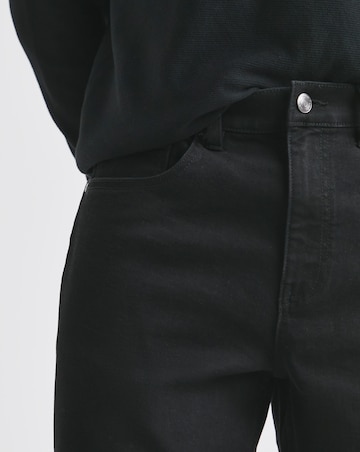 Union Everyday Essential Straight Stretch Jean