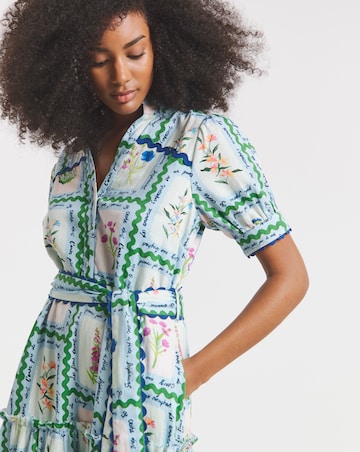 Hope & Ivy Lilth Postcard Print Maxi Dress