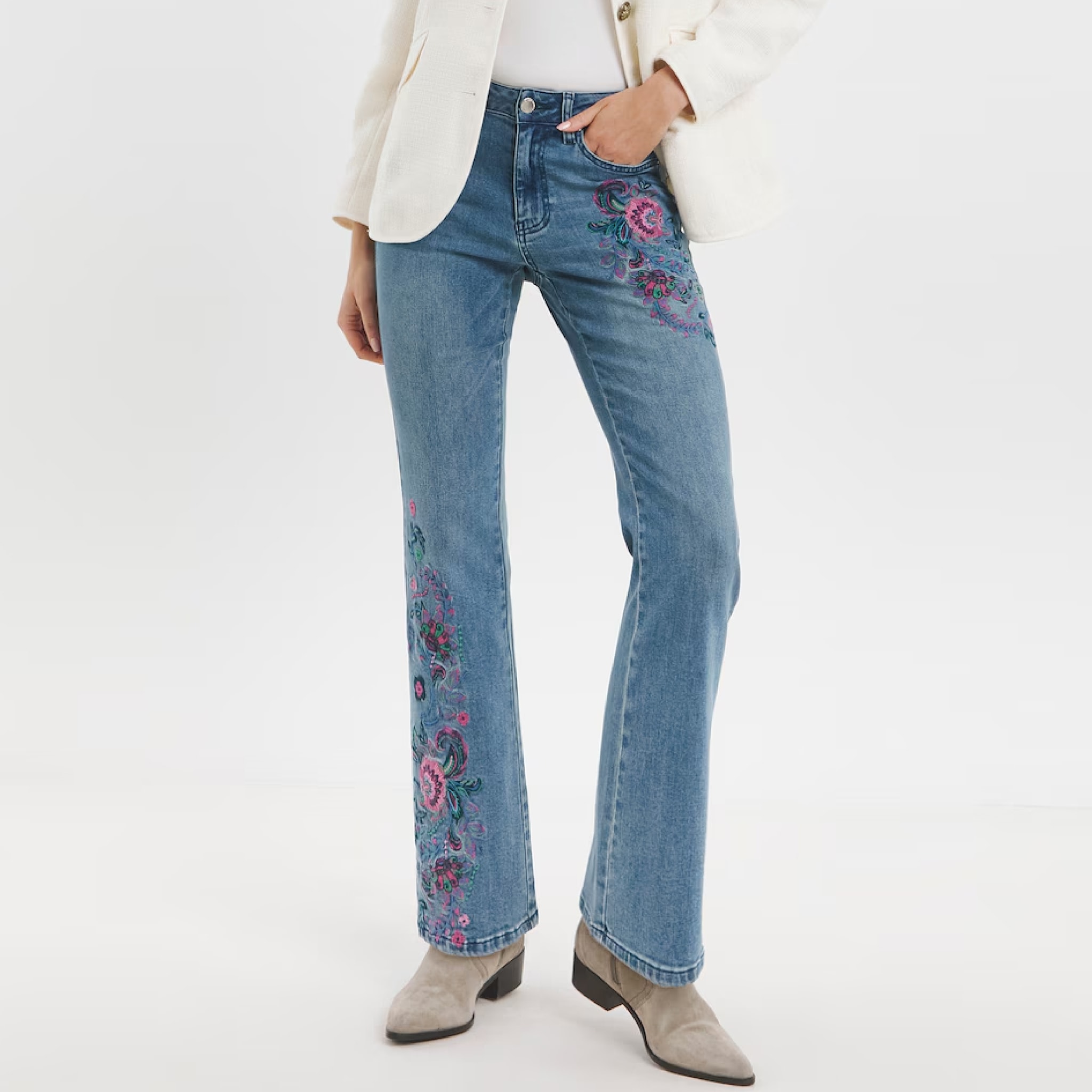 Light coloured boot fit jeans with flower embroidery
