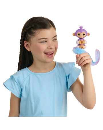 Fingerlings Snuggle Tails