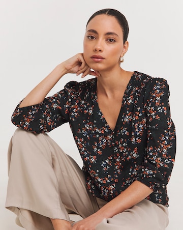 Floral Print Shirred Shoulder Three Quarter Sleeve Top