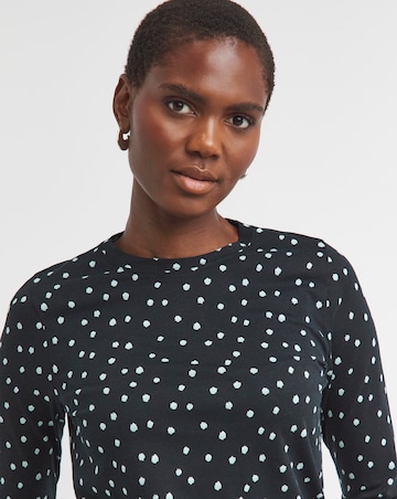 Spot Crew Neck Long Sleeve T-Shirt