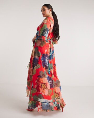 Hope & Ivy Alluring Floral Maxi Dress