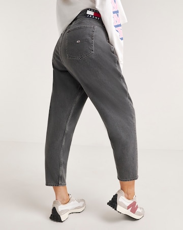 Tommy Jeans Mom Jeans