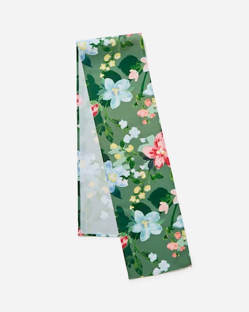 Elora Floral Wipe Clean Table Runner