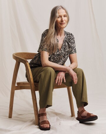 Julipa Sleeveless Notch Neck Linen Mix Blouse