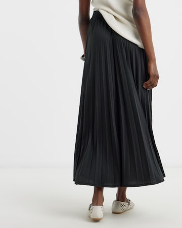 Black Pleated Pull On Jersey Maxi Skirt