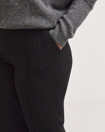 Black Woven Tapered Leg Trouser