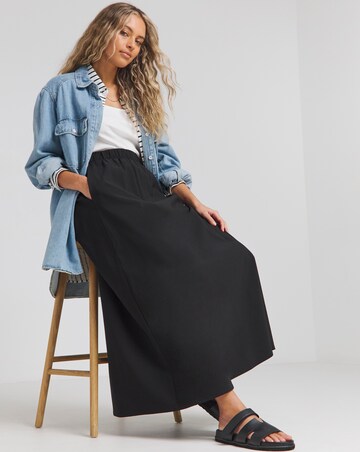 Simply Be Black Elasticated Waist Full Skirt