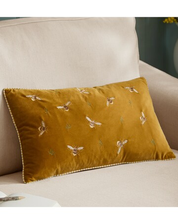 Wylder Ramble Bees Cushion Cover 30x50cm