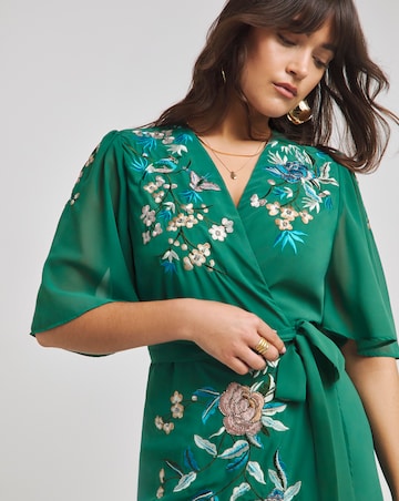 Hope & Ivy Gisela Navy Embroidered Wrap Maxi Dress