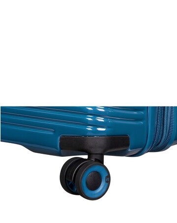 IT Luggage Traversed Medium Suitcase