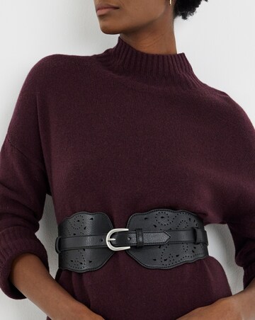 Scalloped Laser Cut Waist Belt