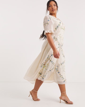 Hope & Ivy Astrid Floral Midi Dress
