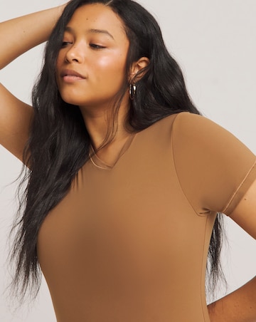 MAGISCULPT Light Control (2 Pack) Smoothing T-Shirt Bodysuits