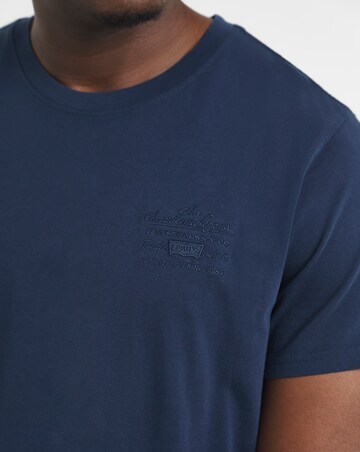 Levi's Short Sleeve Chest Graphic T-Shirt - Navy