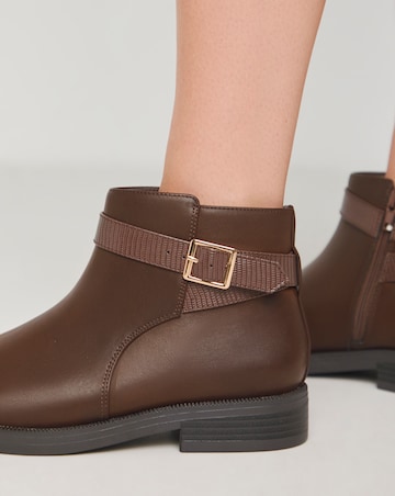 Drew Ankle Buckle Boot - Extra Wide Fit (EEE)