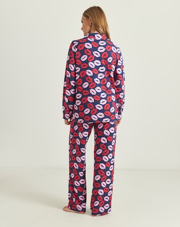 Pretty Secrets Soft Knit Lip Print Revere Pyjama Set