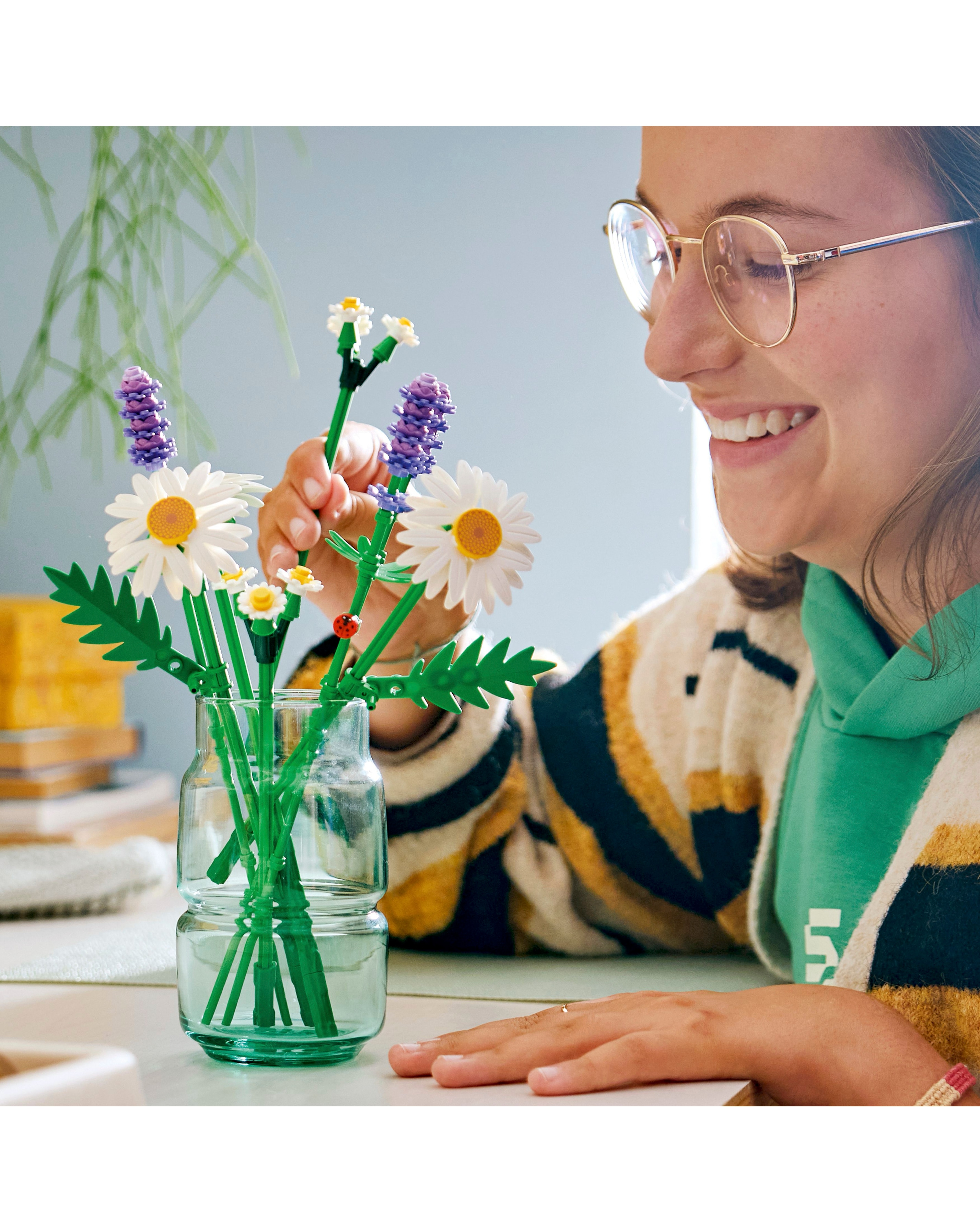 LEGO Botanicals Daisies 11508 | Ambrose Wilson
