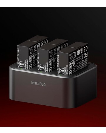 Insta360 Ace Pro 2 Fast Charging Hub