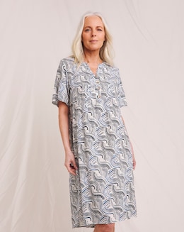 Julipa Printed Textured Crinkle Shift Dress