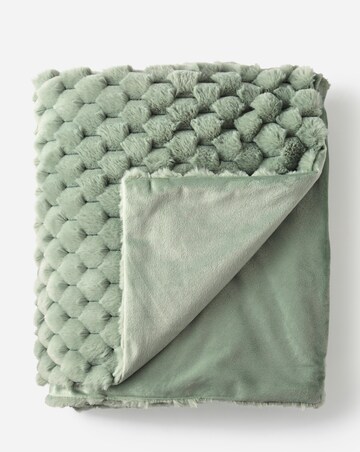 Scallop Faux Fur Throw