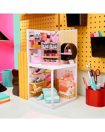MGA's Miniverse Make It Mini Spaces Ice Cream Shop