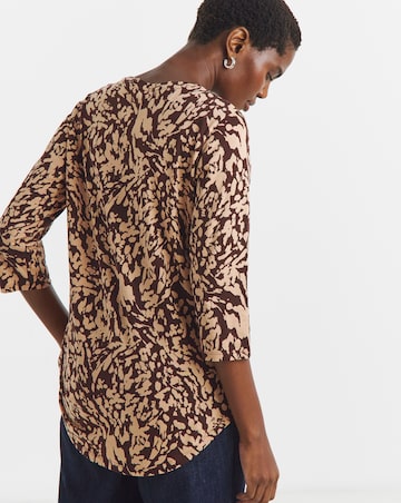 Longline Curved Hem 3/4 Sleeve Top