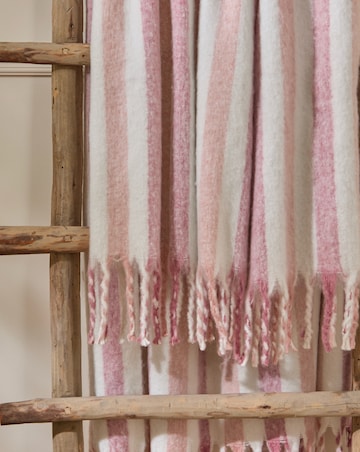 Wylder Beechwood Throw 140x180cm