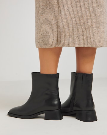Heavenly Soles Brianna Heeled Square Toe Leather Boots - Extra Wide Fit (EEE)